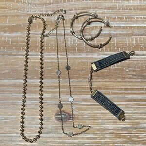 Elegant Gold and Silver Jewelry Set